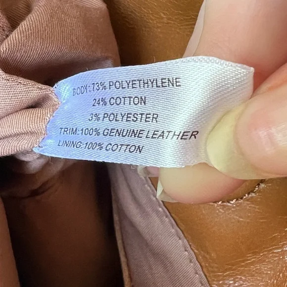 HOBO Sheila Bucket - Natural Straw bucket bag. - Picture 6 of 17